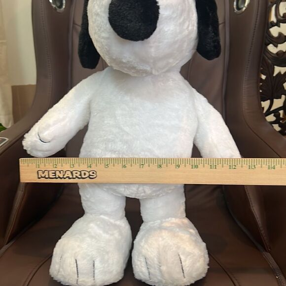 Peanuts Snoopy Large Holiday Greeter Plush free standing - Picture 8 of 8